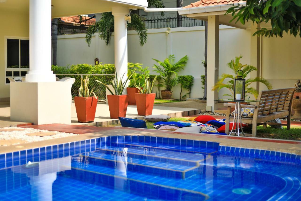 Sweet Villas Pattaya Exterior foto