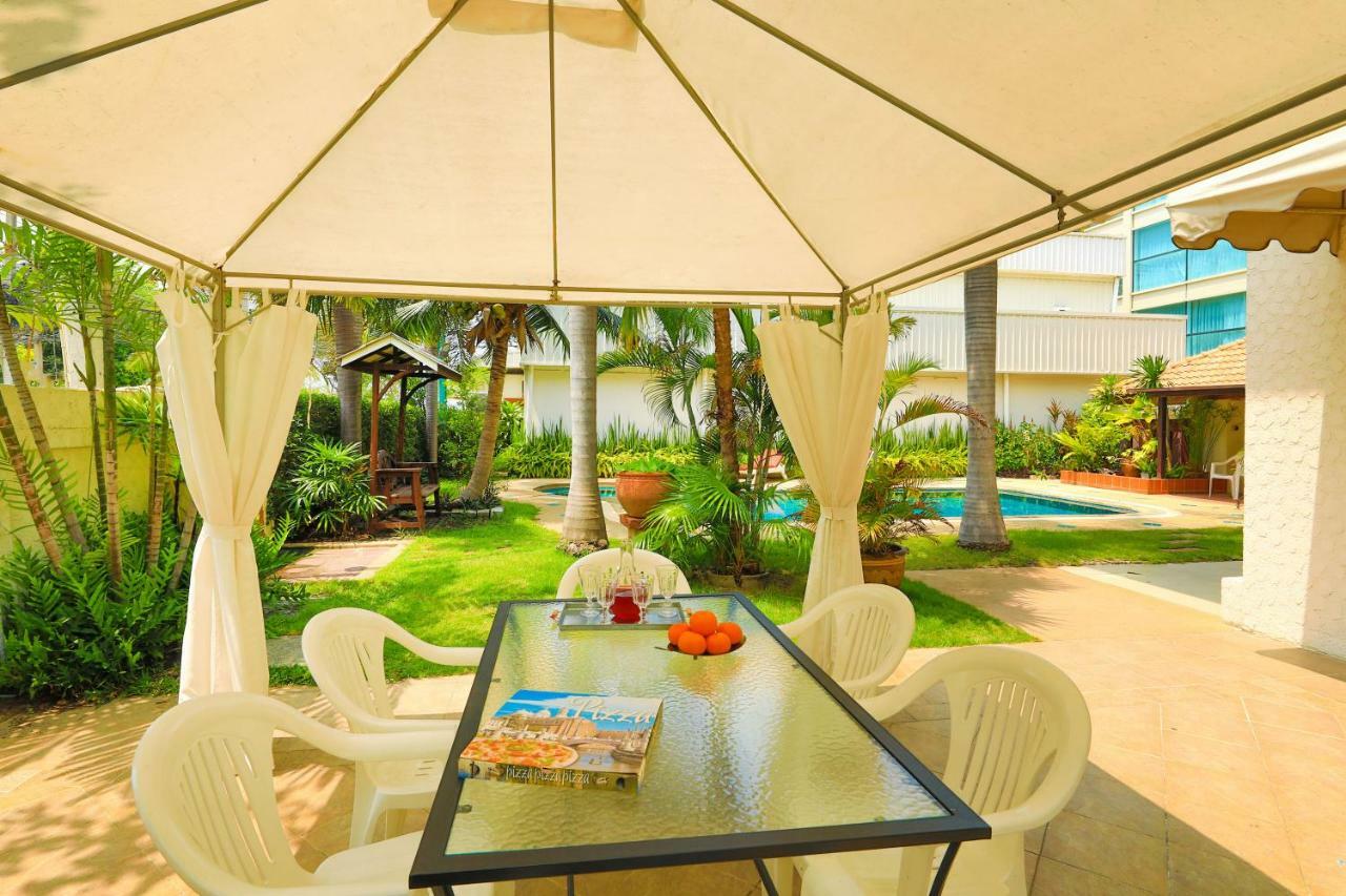 Sweet Villas Pattaya Exterior foto